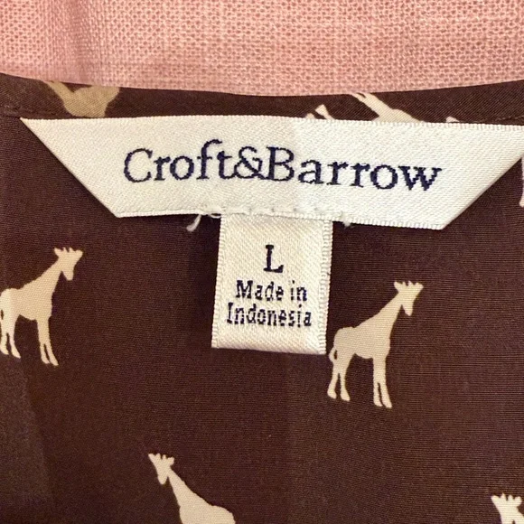 Croft and Barrow Giraffe Print Tank - Picture 3 of 5